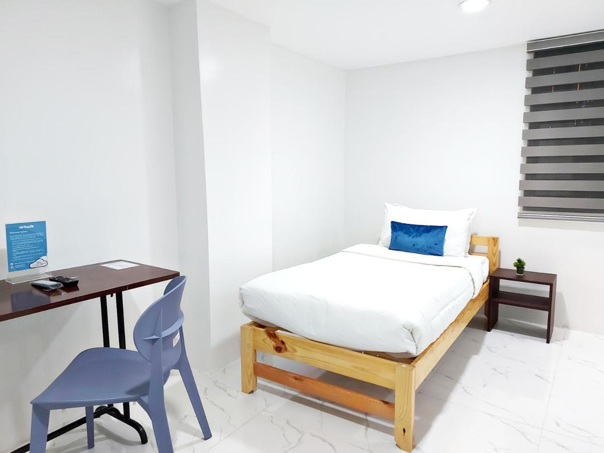 Airobedz Bgc - Near Uptown Hotell Manila Eksteriør bilde
