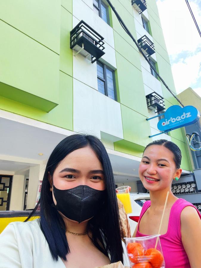 Airobedz Bgc - Near Uptown Hotell Manila Eksteriør bilde